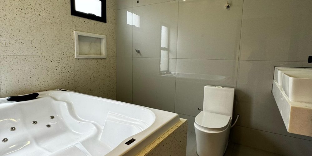 9b61ea83-3dae-4430-8f51-ec5c3feaeaa5